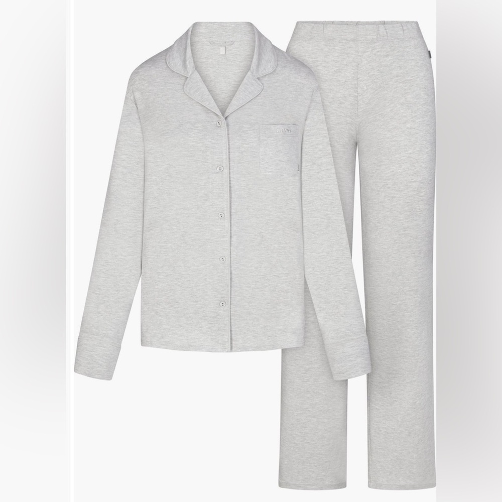 Skims NEW Size Small Sleep Long PJ Set - Picture 3 of 10